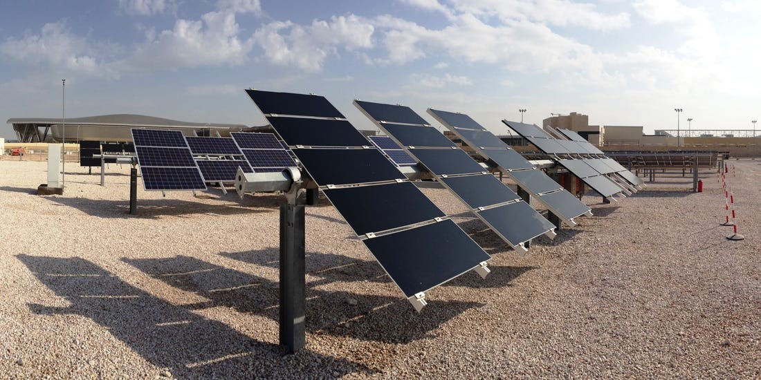 EGEB Qatar builds a solar farm that will supply 1/10 of power Electrek