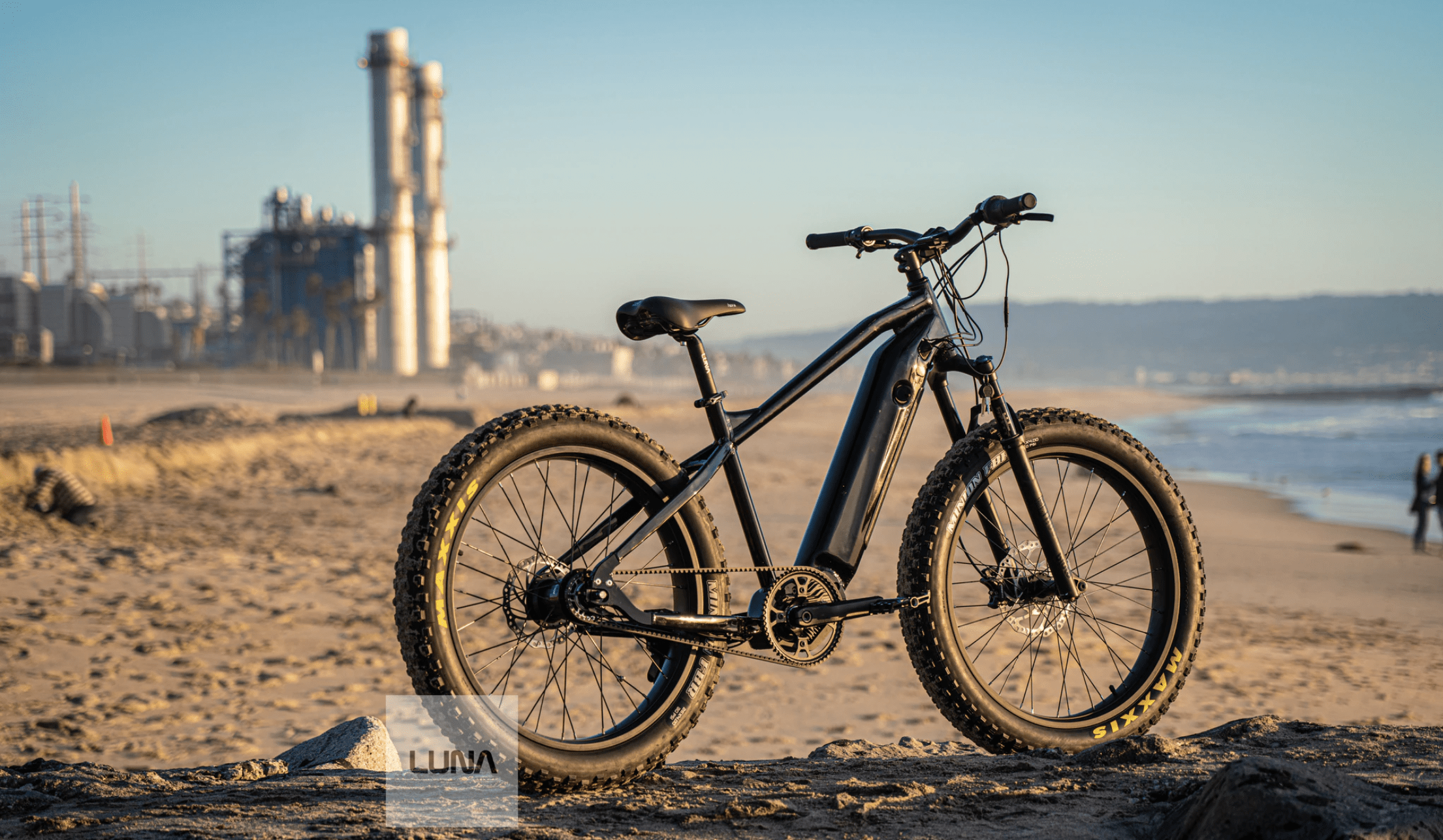 Luna Fat BABE debuts as belt drive fat tire electric bike with high end ...