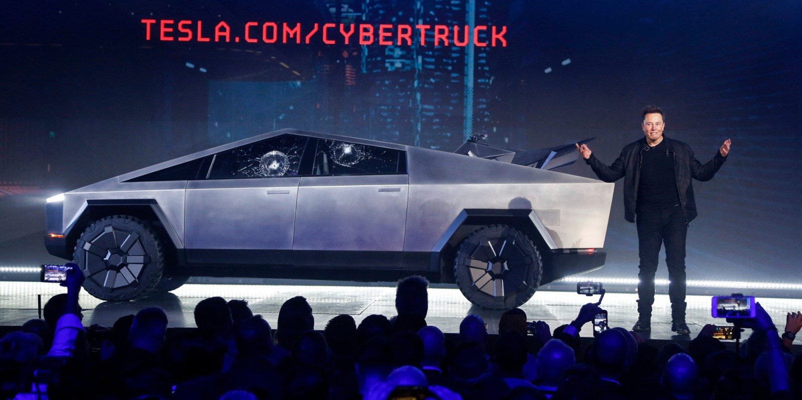Tesla Cybertruck window