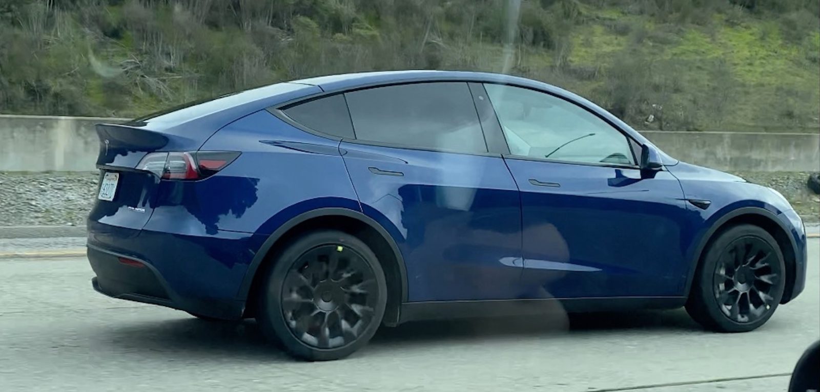 Tesla Model Y Prototype Spotted With New Wheels Electrek