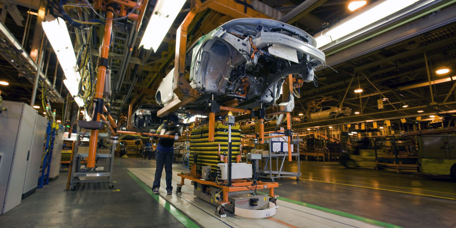 The last gas cars roll off GM’s Detroit-Hamtramck plant this week ...