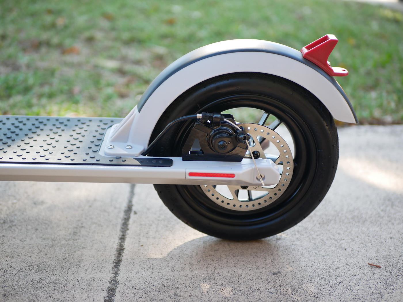 GoTrax Xr Ultra review The cheapest electric scooter I'd still put my