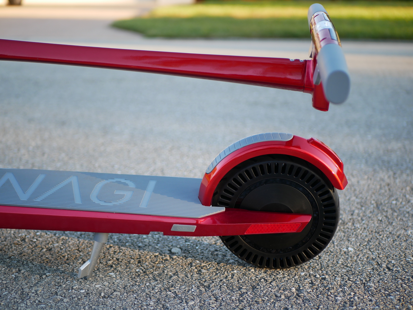 Unagi E500 electric scooter handson review A sexy scooter that performs!