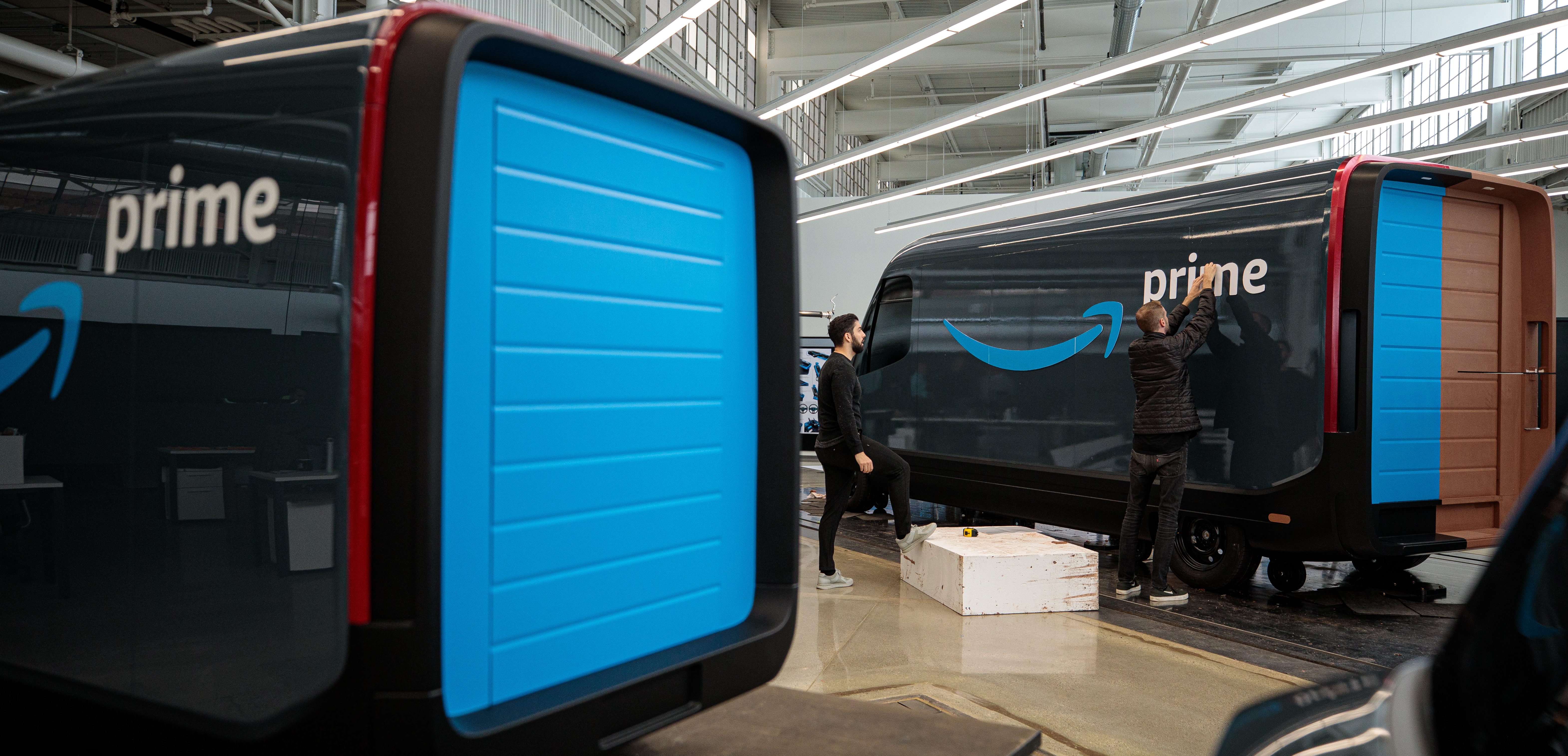 Closer Look At Rivian S Electric Delivery Van For Amazon Electrek