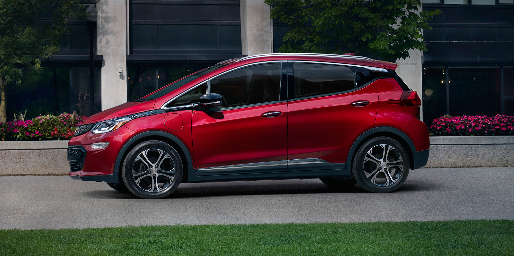 Gm Discounts Chevy Bolt Ev Electric Car Up To 10 000 For Limited Time Electrek