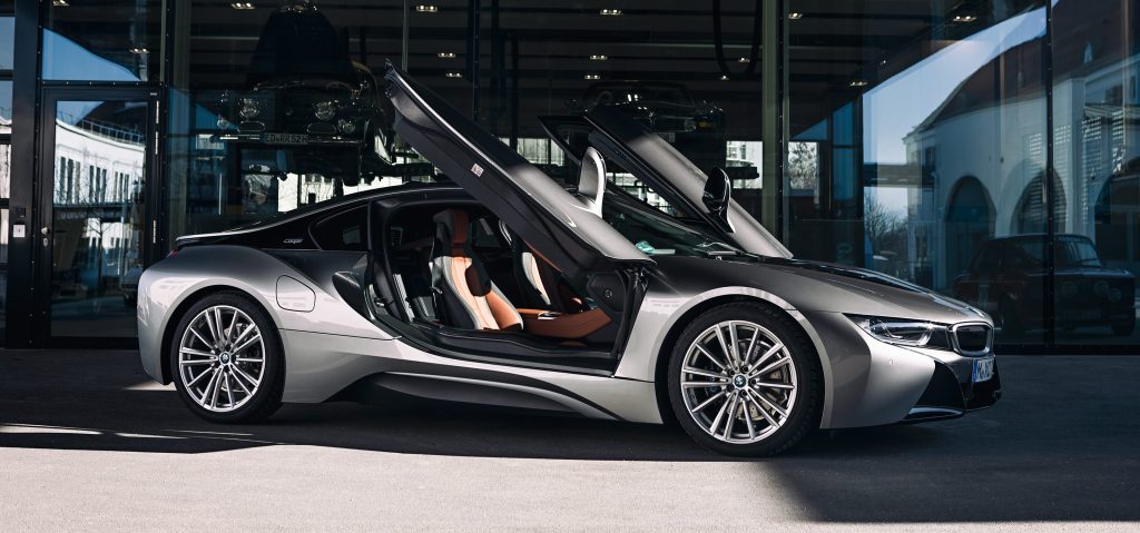 Электро bmw i8