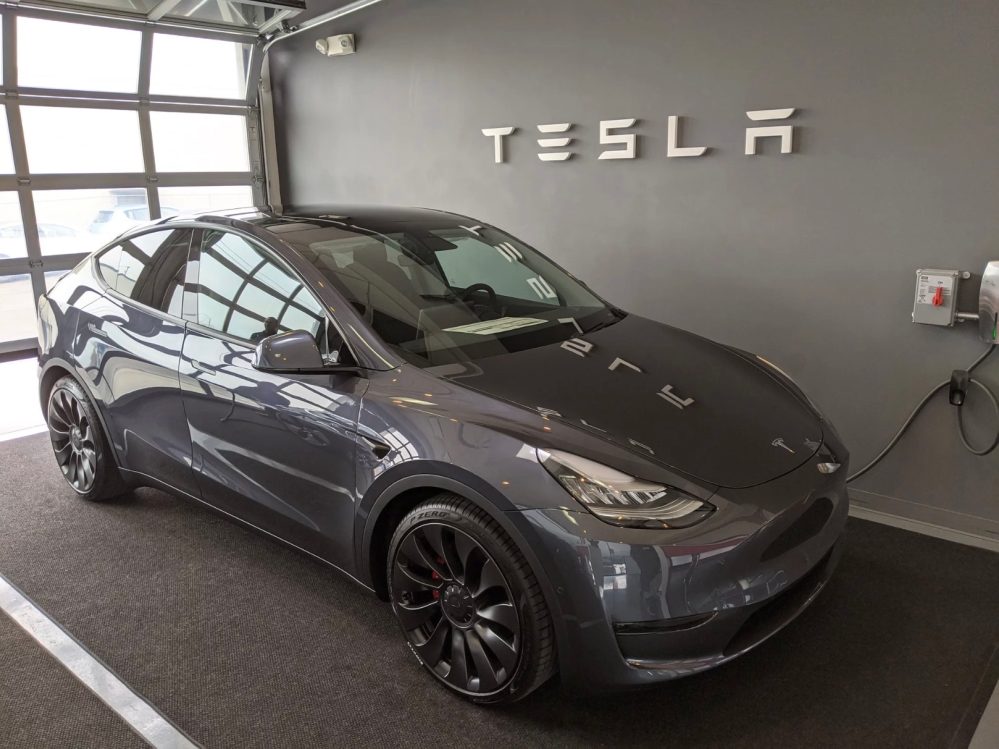 Tesla officially starts Model Y deliveries - Electrek