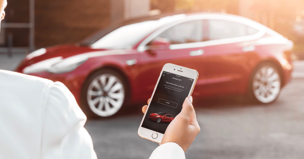 Photo: Electrek How To Improve Apple CarPlay Audio Quality And Fix Tinny Sound