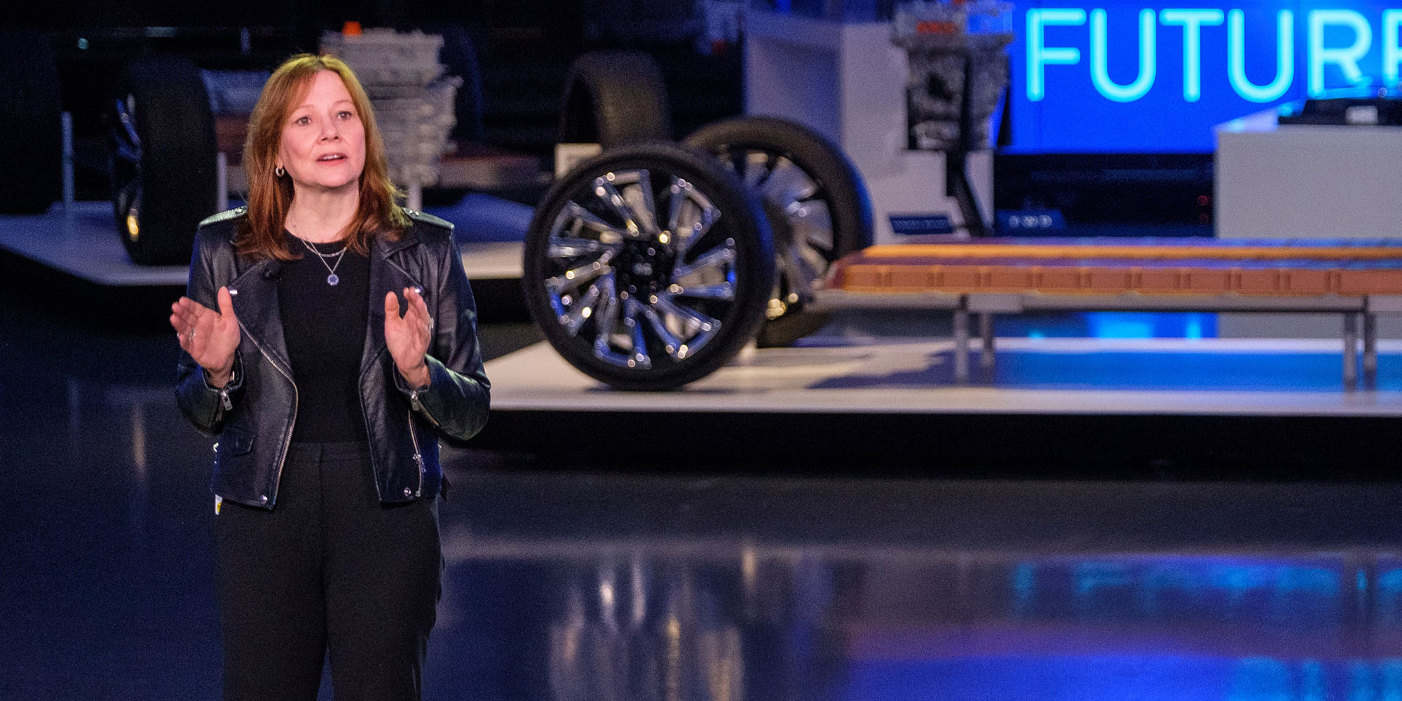 Gm Reveals 10 New Production Evs All At Once With Range Up To 400 Miles Electrek