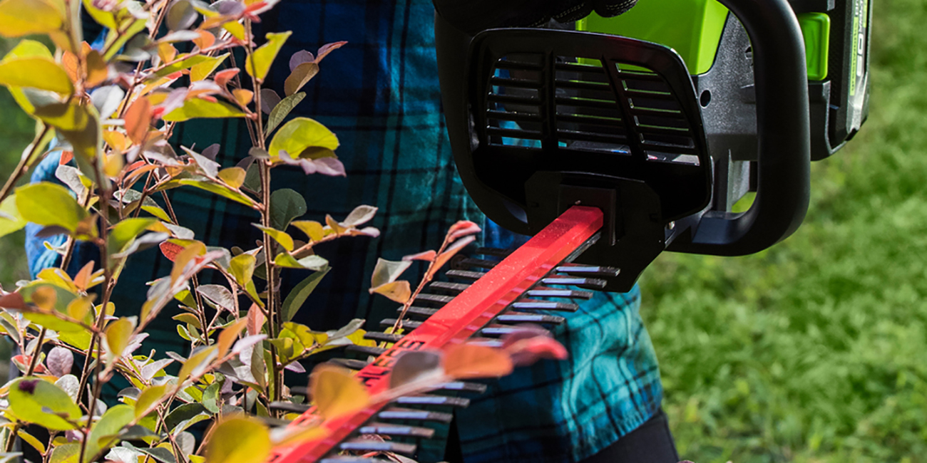 Greenworks Pro 60V 26inch Electric Hedge Trimmer 75, more in today's