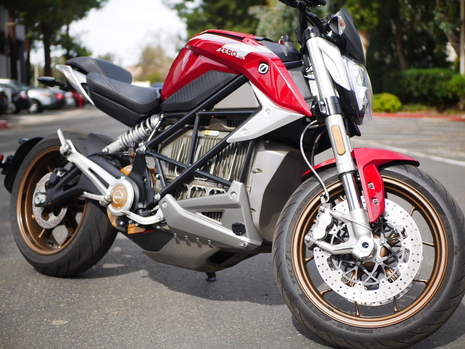 Zero SR/F electric motorcycle review: Ratcheting up the power and