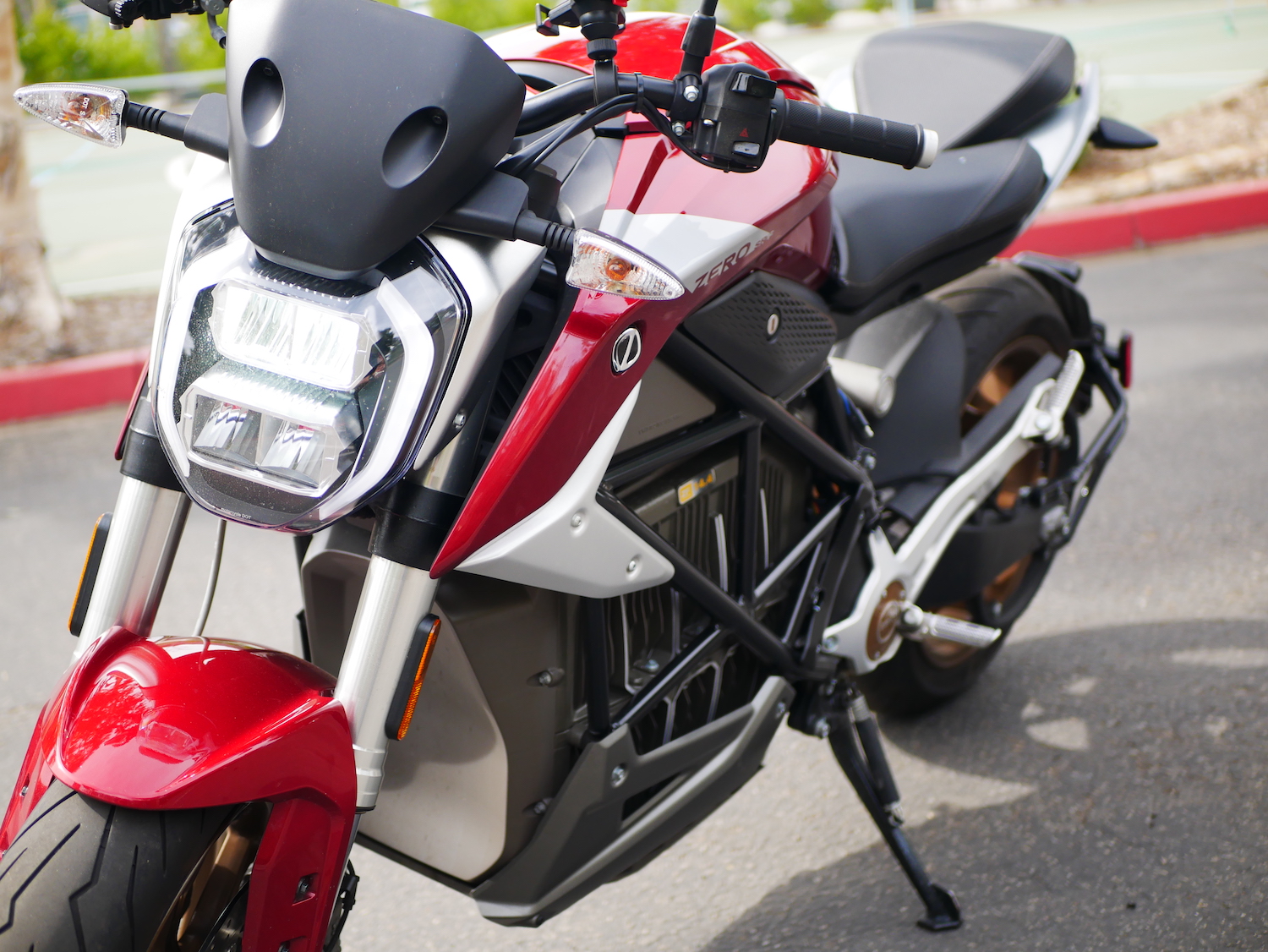 Zero SR/F electric motorcycle review: Ratcheting up the power and torque!