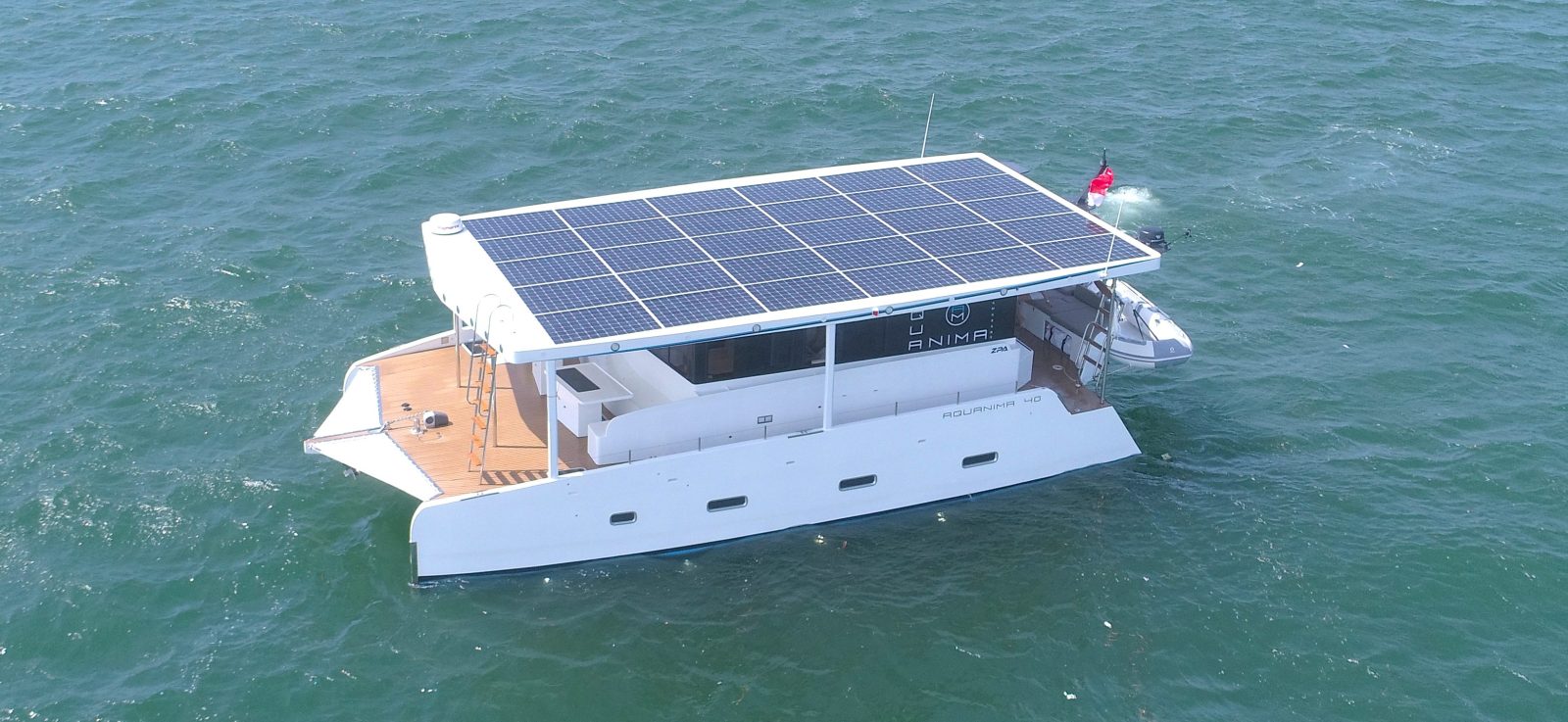 This 500 000 Electric Yacht Can Cross Oceans On Just Battery And Solar Power Electrek