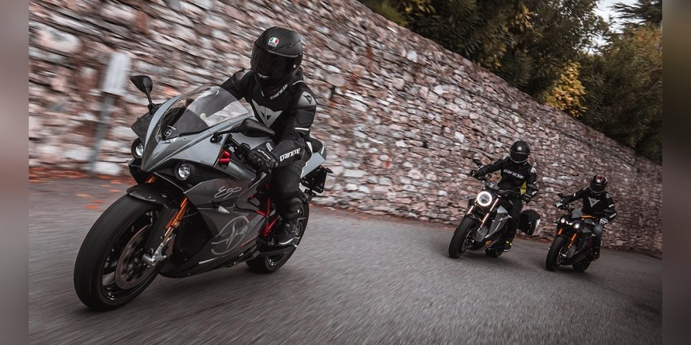 Electric Motorcycle Buying Guide 2026: Range, Charging, and What to ...