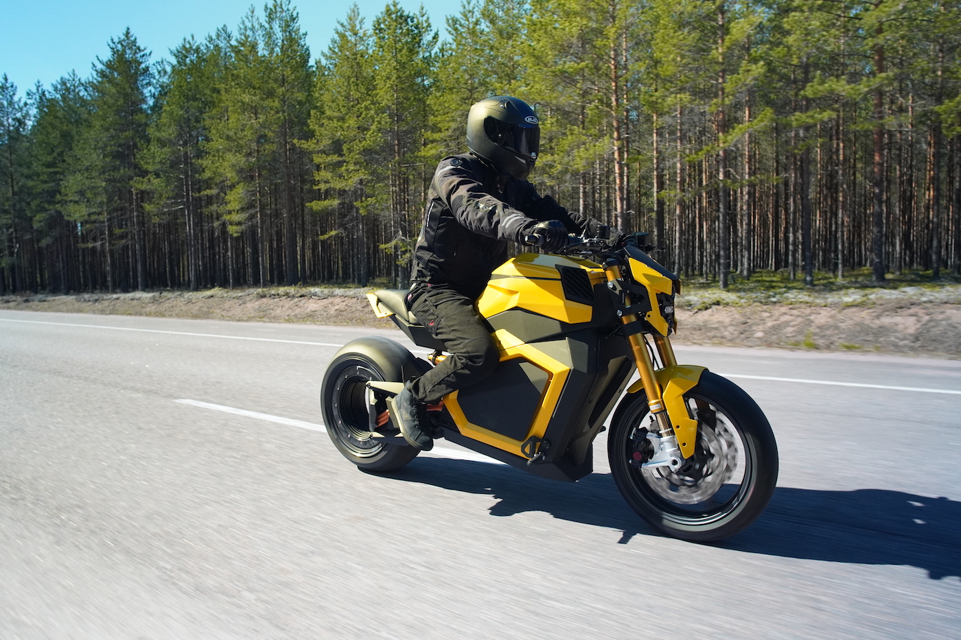 Verge TS Tronstyle electric motorcycle seen road testing in new pictures