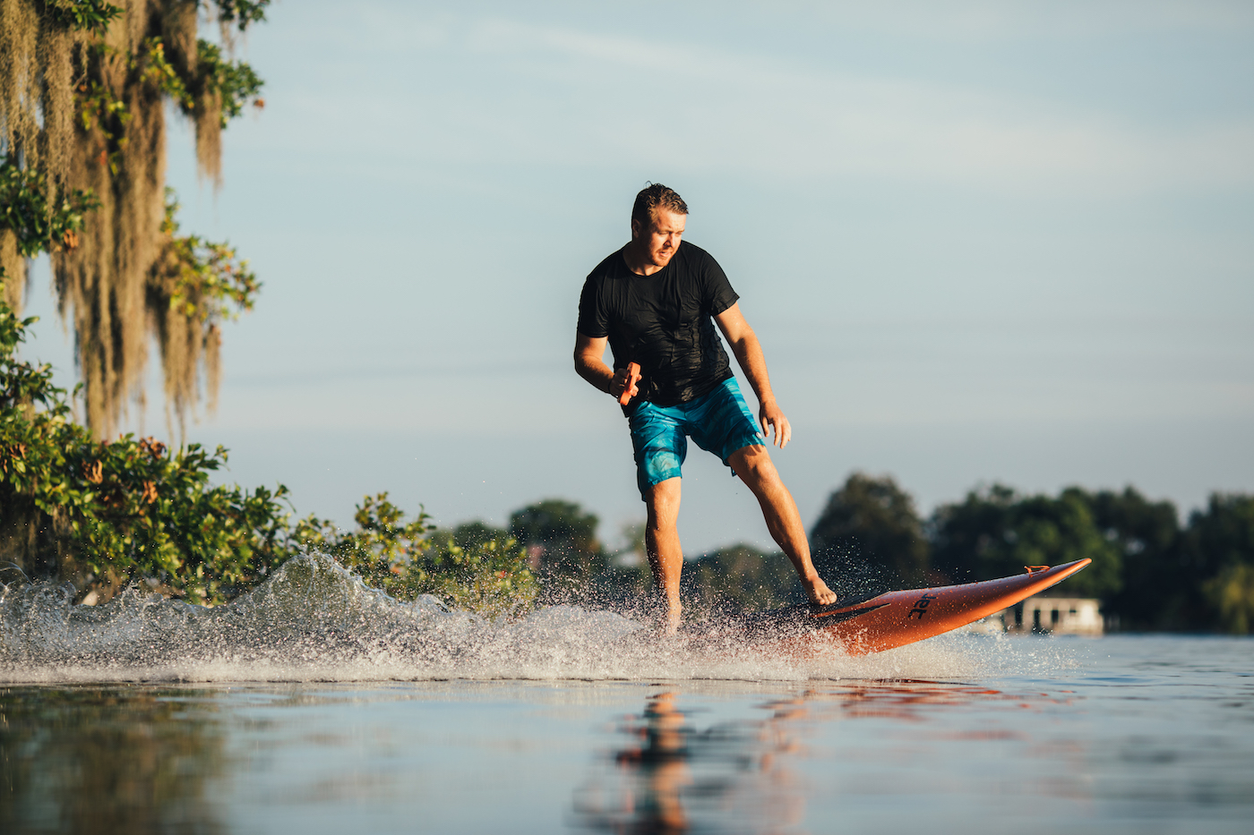 Electric Wakesurf