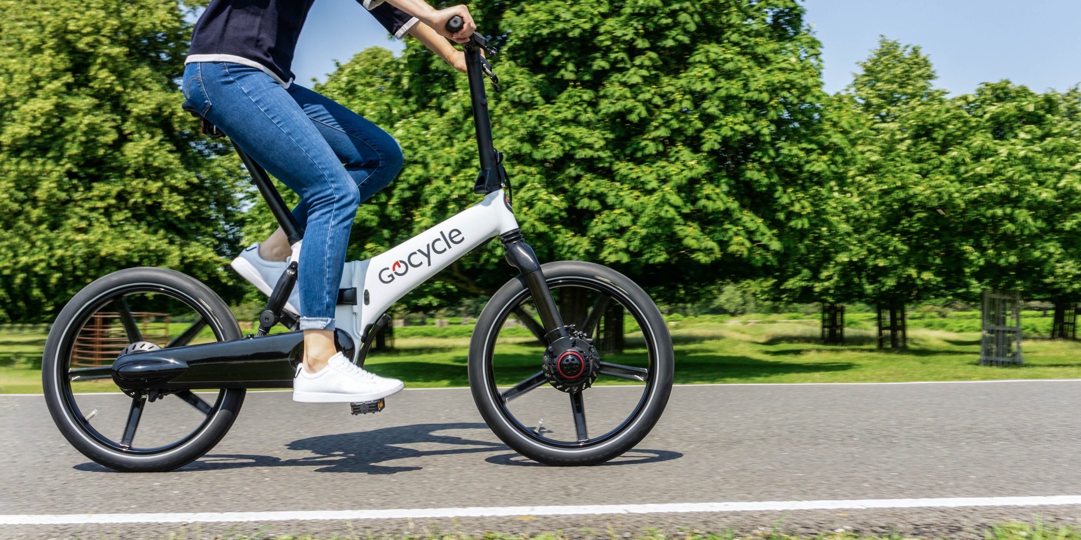 photo of GoCycle GX fast-folding futuristic e-bike gets even better with new updates image