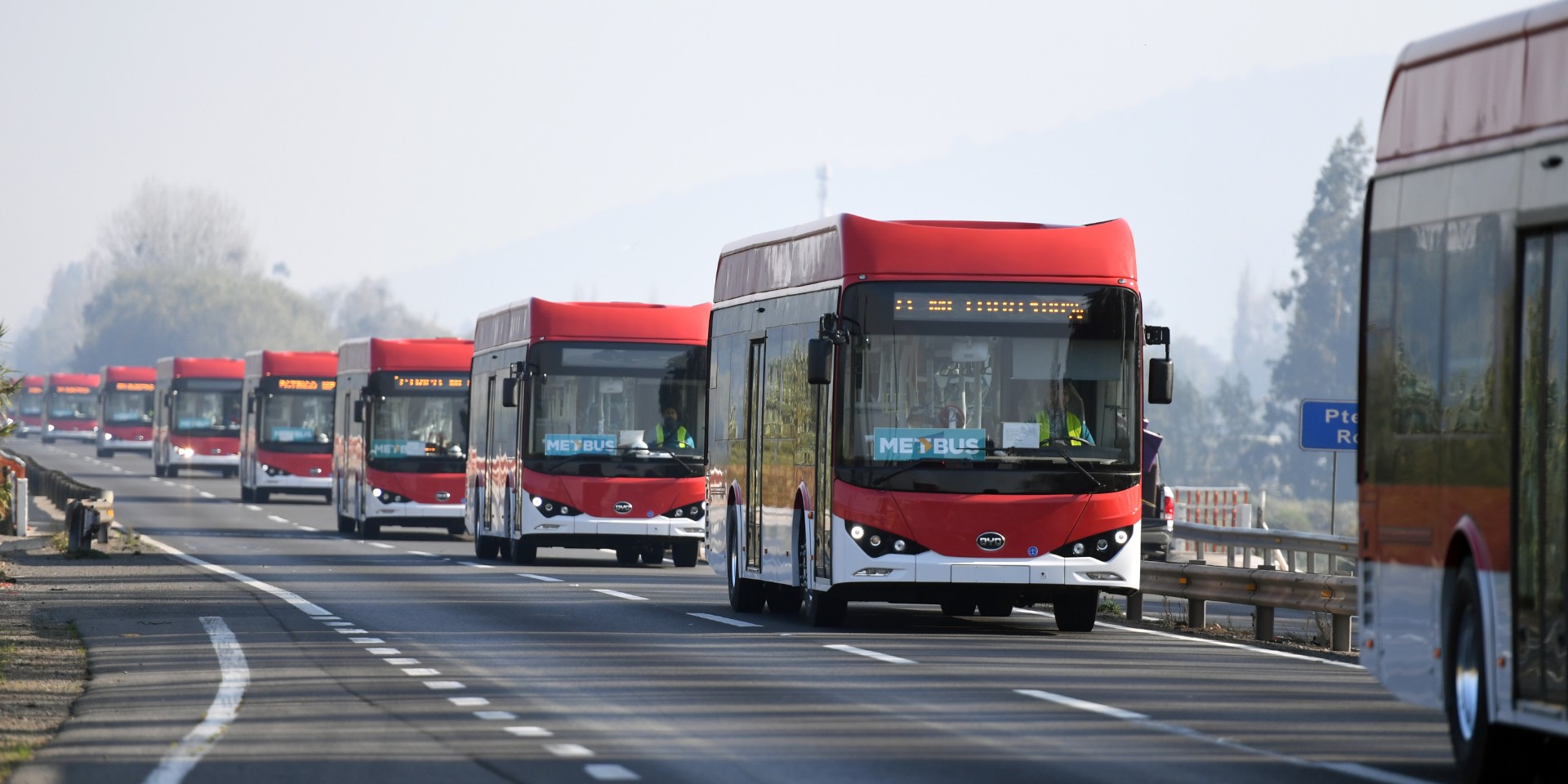 photo of EGEB: E-bus trailblazer Chile orders 150 more for its capital, Santiago image