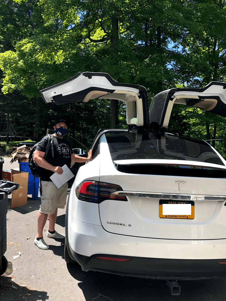 Tesla Model Y Diary Day One The Model X Lease Trade In Electrek