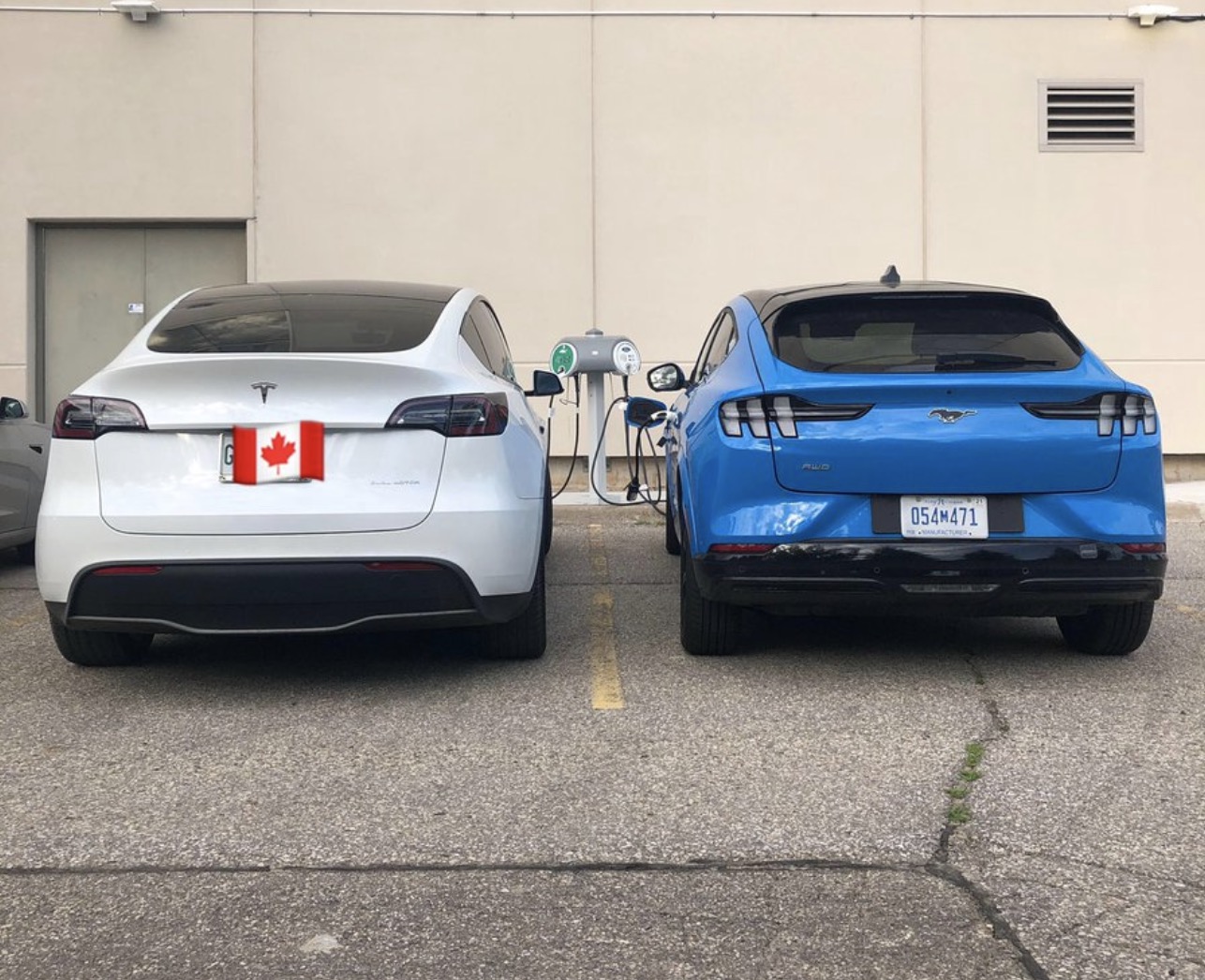 Tesla Model X vs. Model Y: Electrifying SUV Showdown!