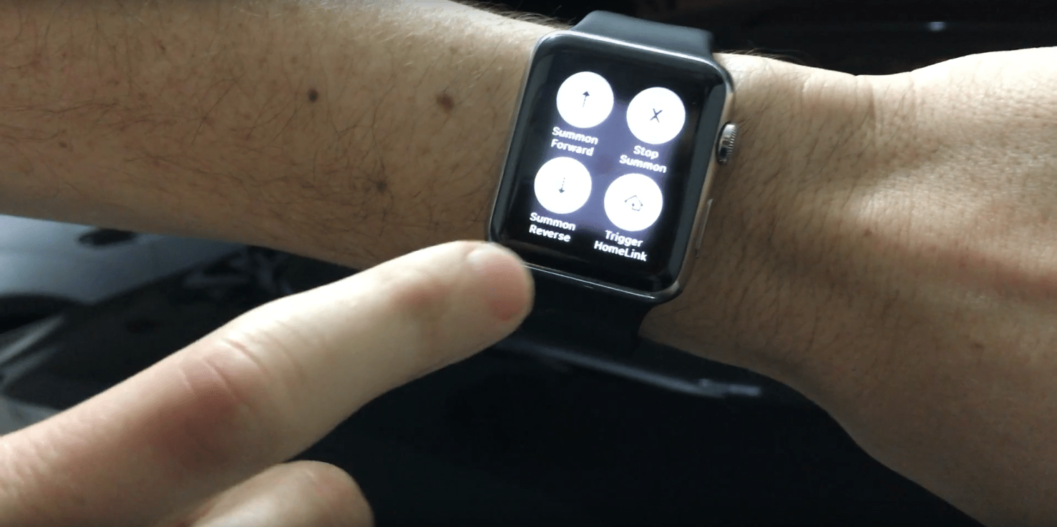 Svin Blive Resultat Tesla is involved in the development of a smartwatch, but why? | Electrek