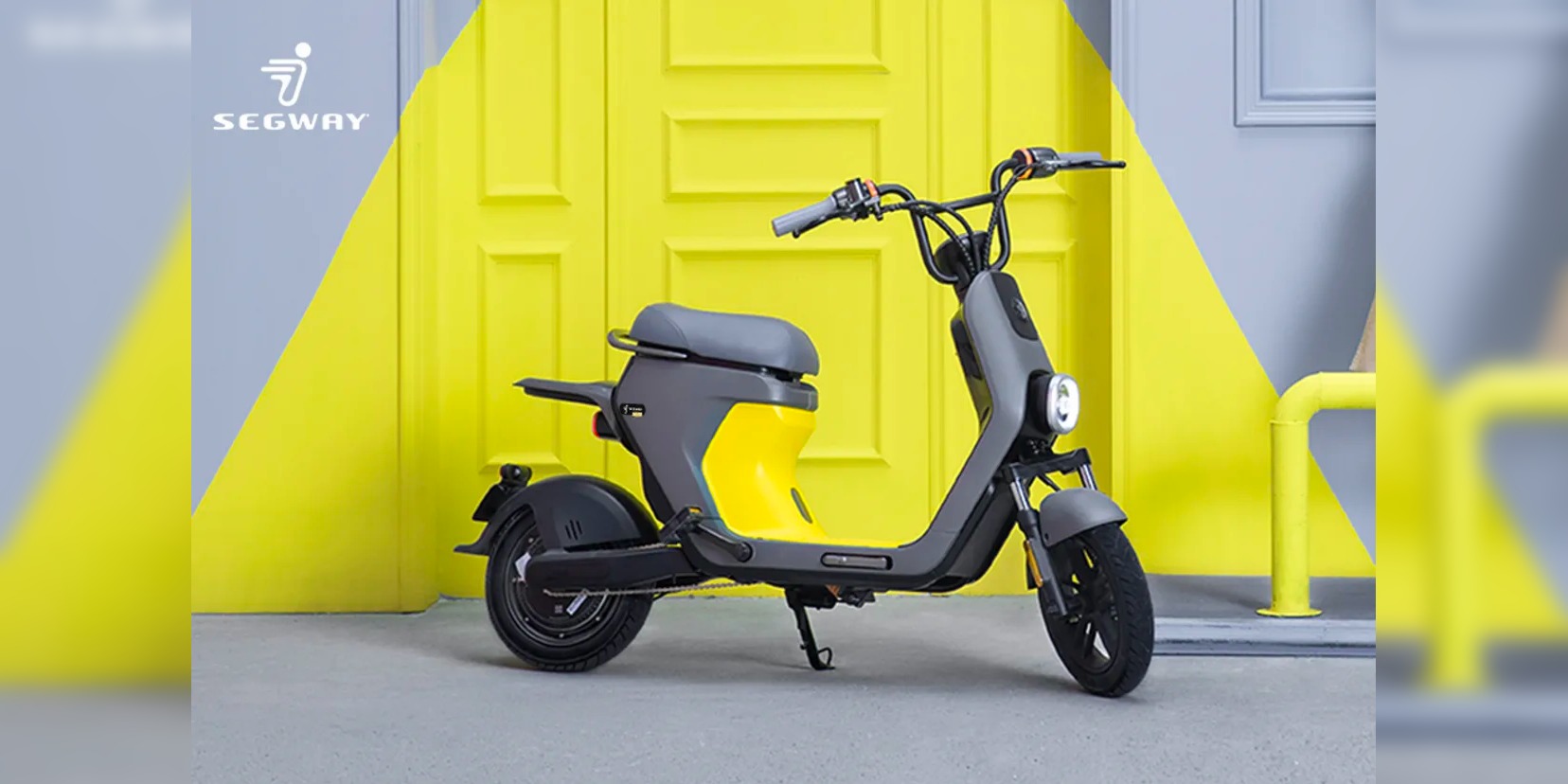 Electric scooter hire schemes