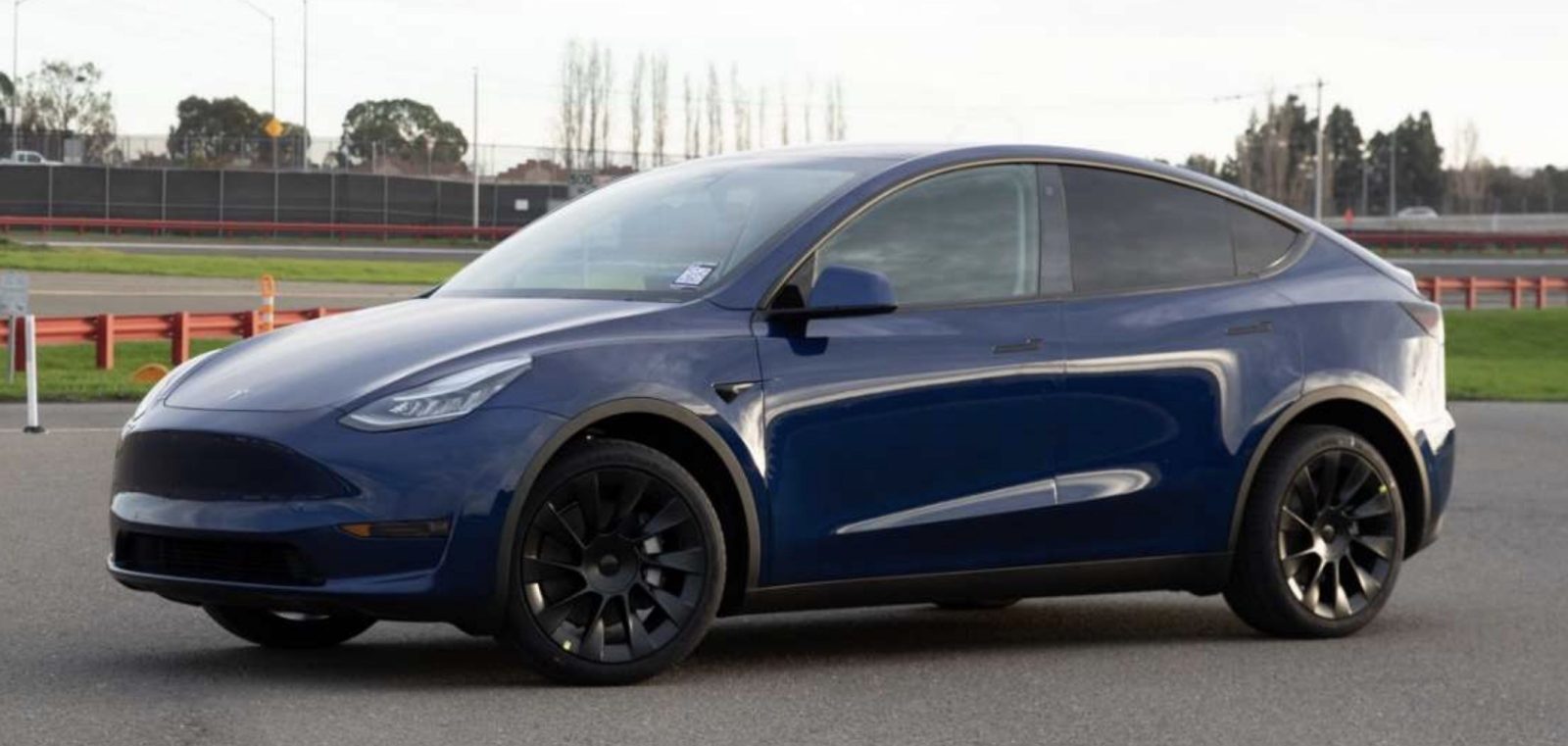 Tesla Sells Out First Quarter Of Model Y Electric Suv In China In Just A Few Days Electrek