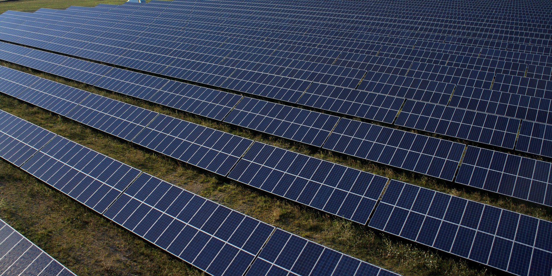 Texas will host the largest solar project in the US Electrek
