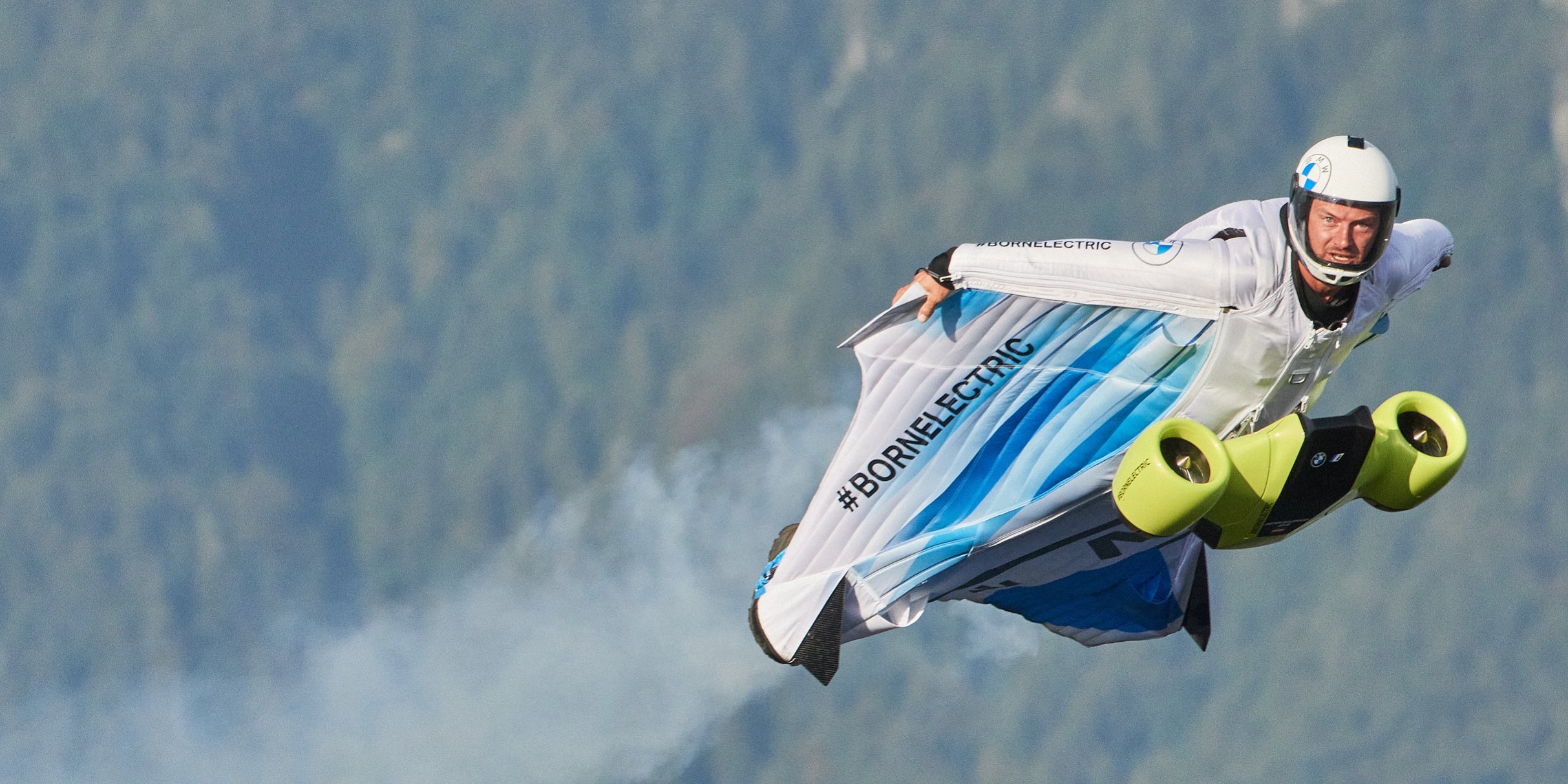 Watch this electric wingsuit take flight at 300 km/h (186 mph)
