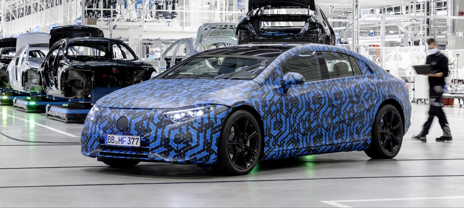 mercedes benz unveils electric car prototypes prepares 6 evs enter production
