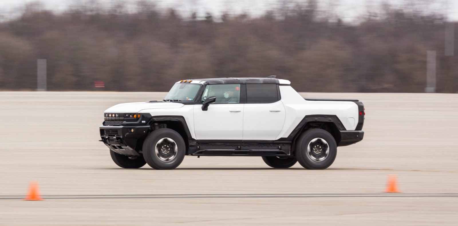 Gm Reveals Working Hummer Ev Pickup Prototype To Show The Doubters