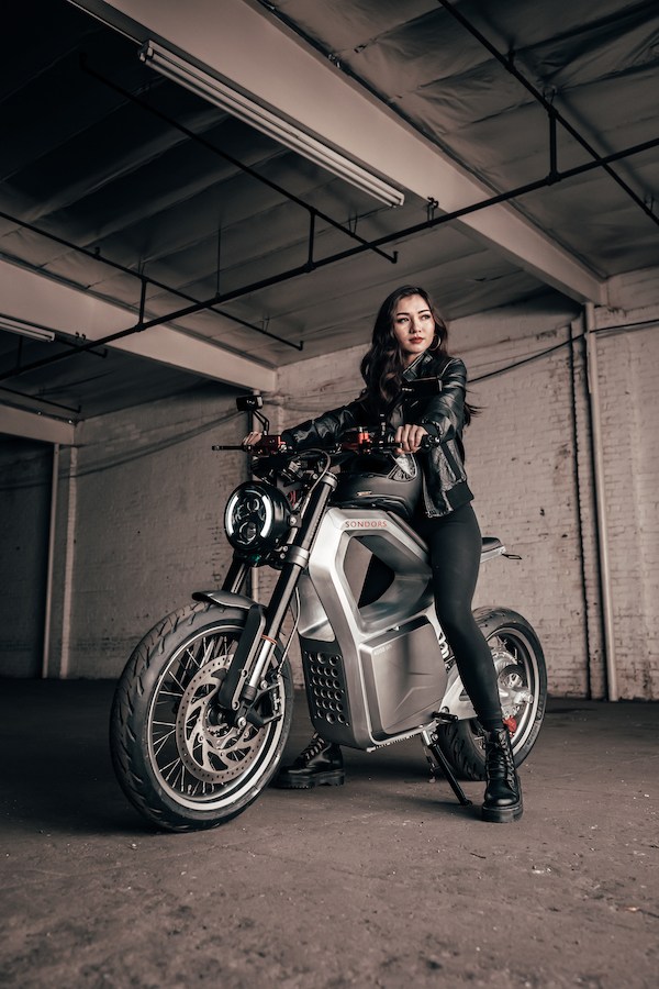 Curated visual reference: Sondors Metacycle Unveiled As Low Cost 80 Mph Electric Motorcycle Photo Inspiration