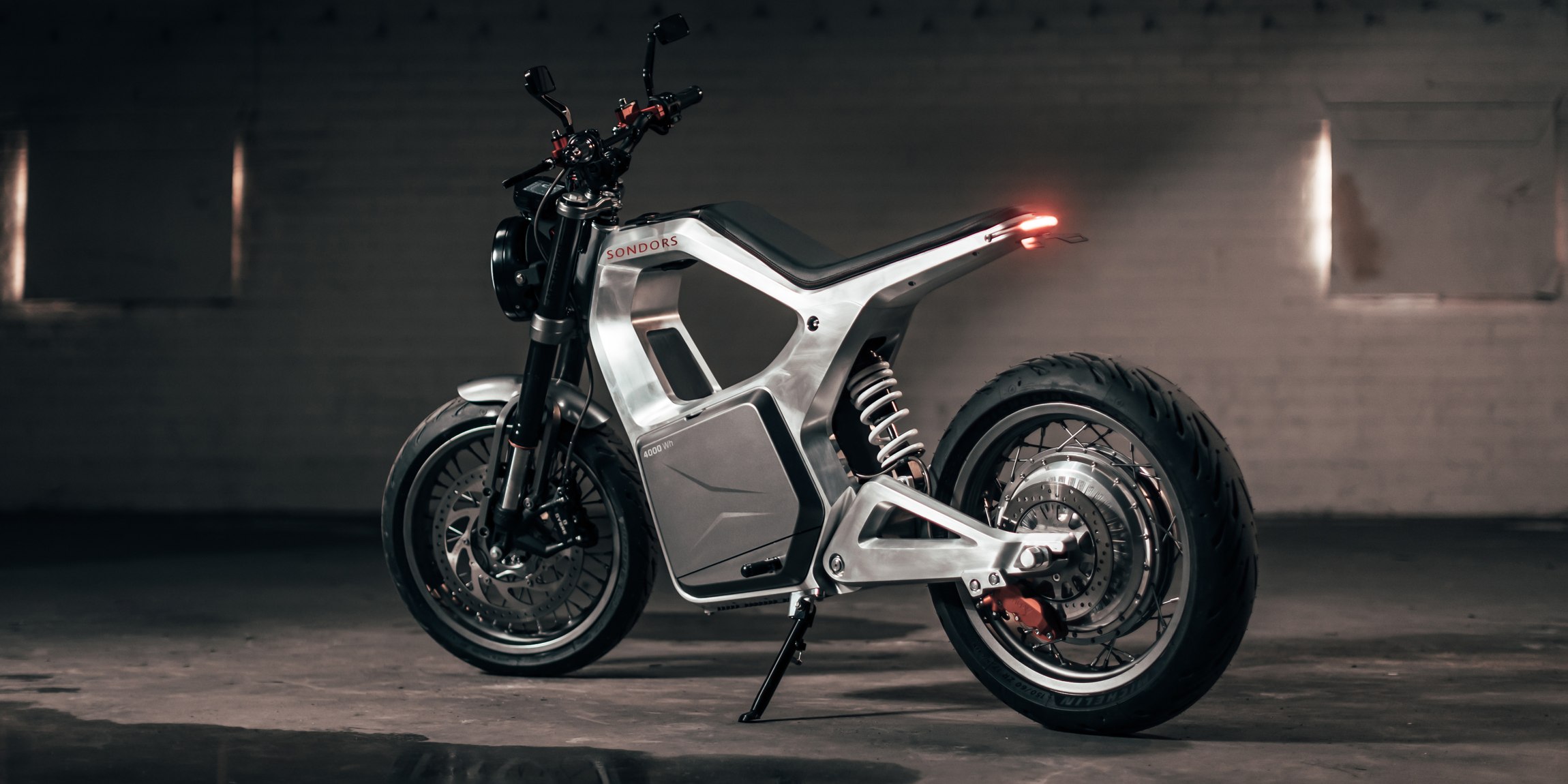 electric commuter motorcycle