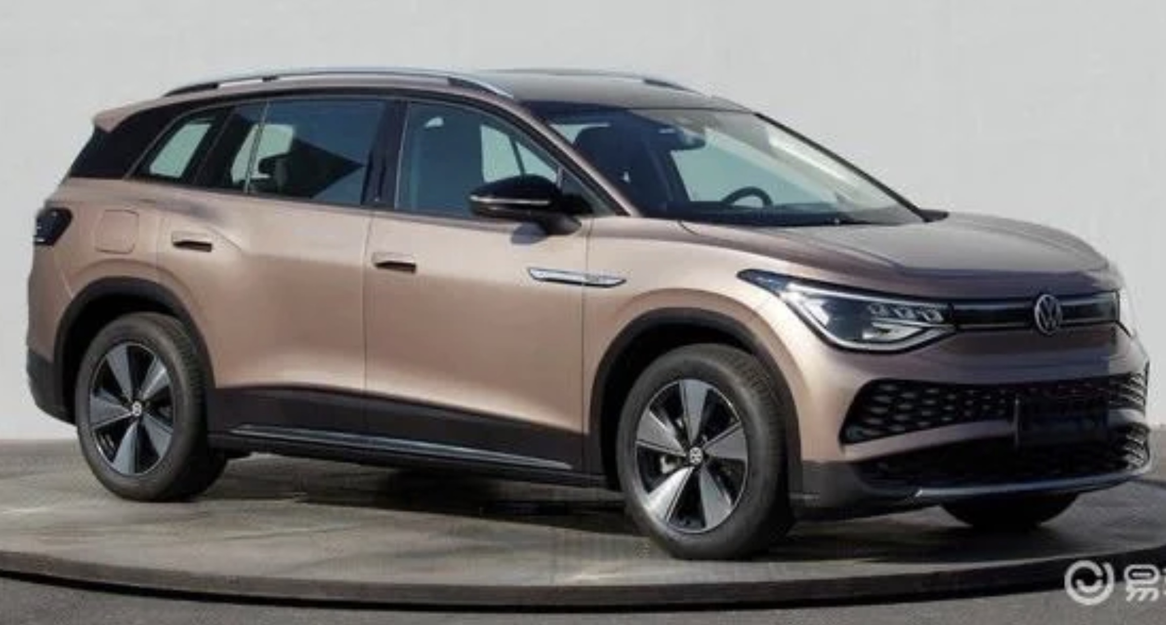 First pictures of the VW ID.6 electric SUV leak | Electrek