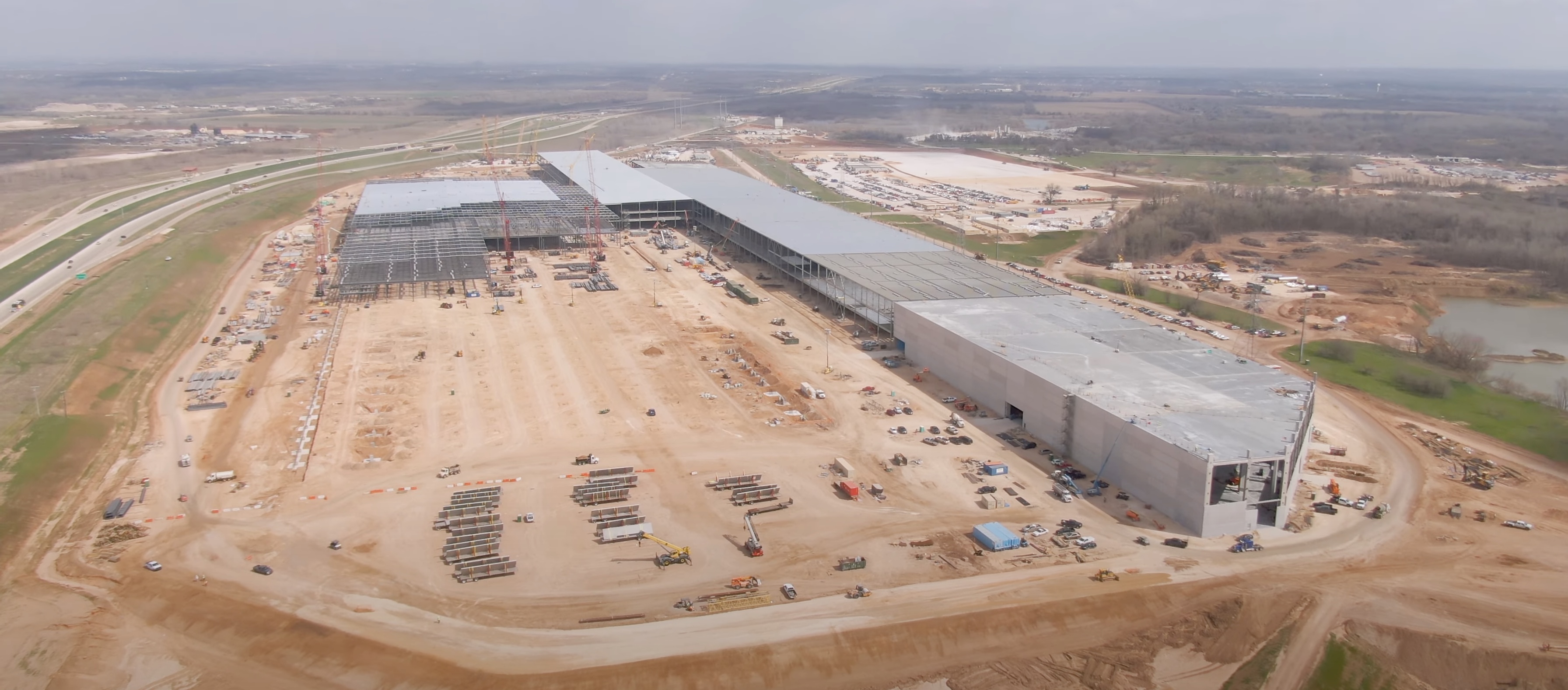 Spectacular Tesla Gigafactory Texas Drone Footage Shows Great Progress ...