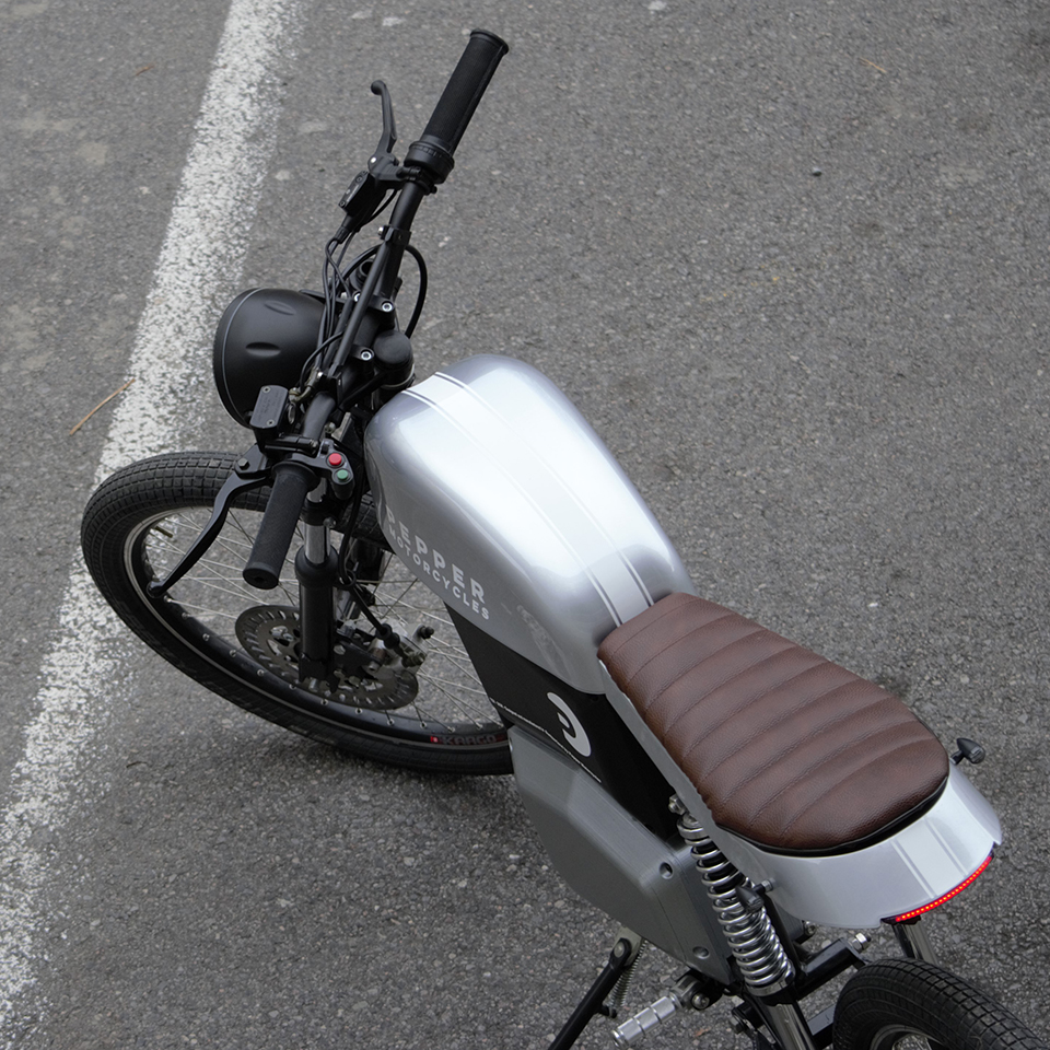 This new retrostyle electric moped blends ebikes and motorcycles