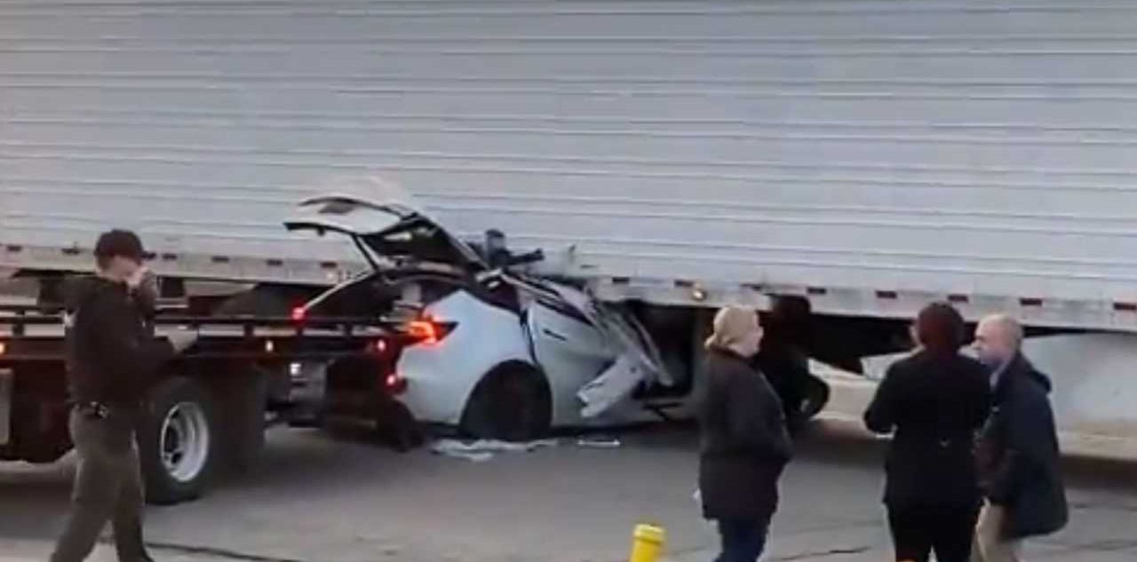 Tesla is under scrutiny from feds again over crash with semi truck