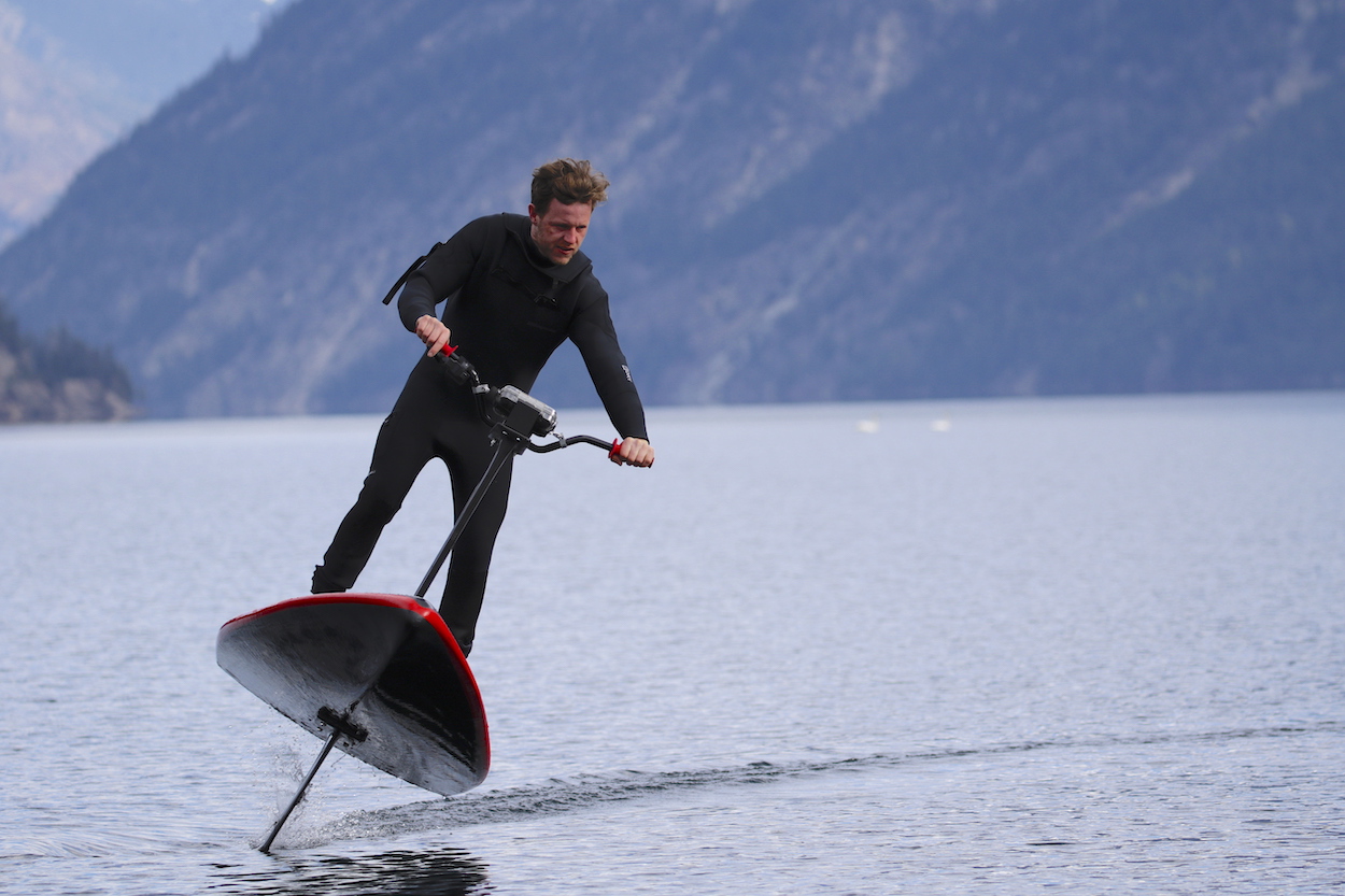 electric surfboard with handle