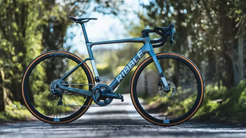 Lightest endurance road bike 2021 sale