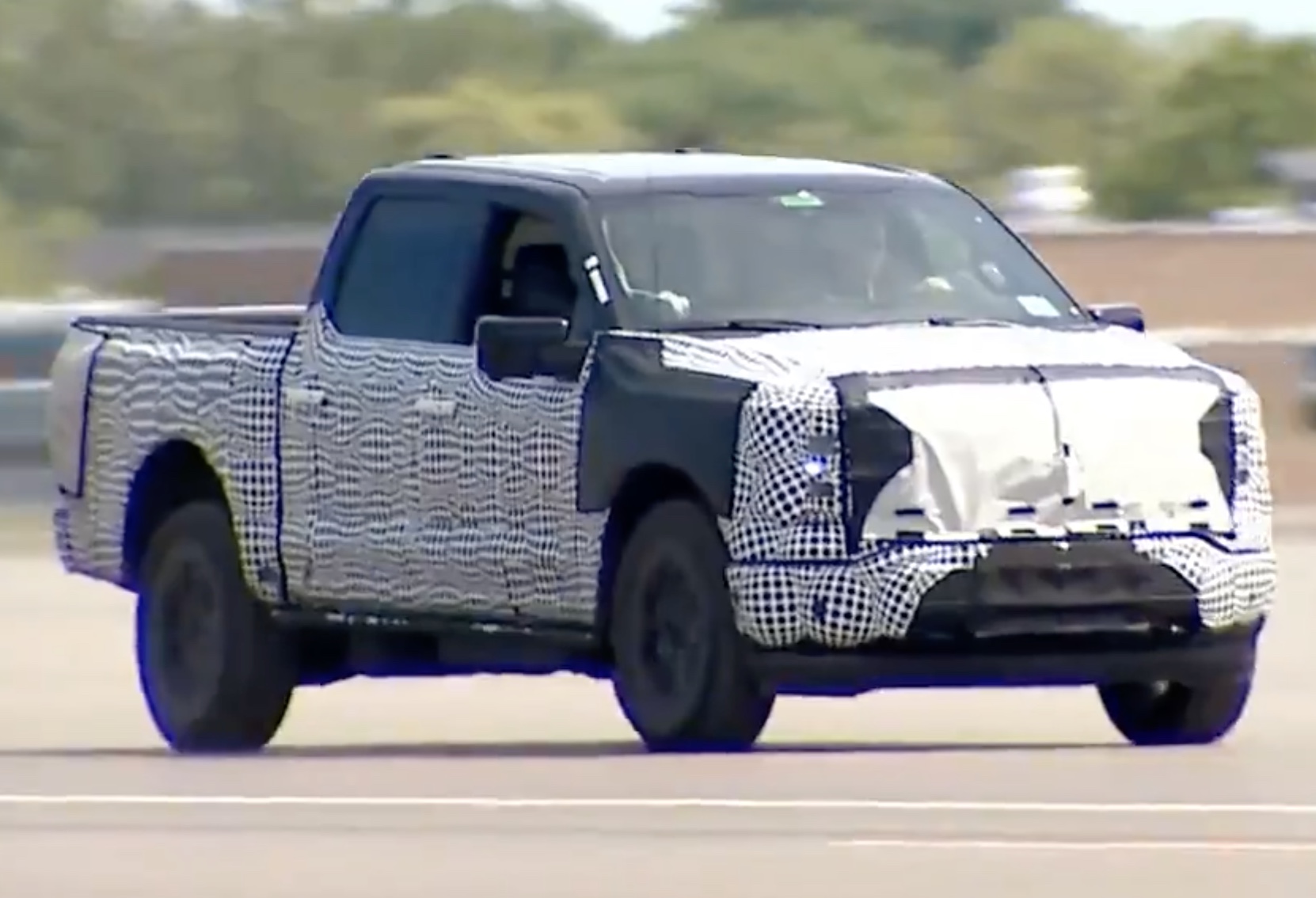 Watch Ford F150 Lightning electric pickup's rocket acceleration with