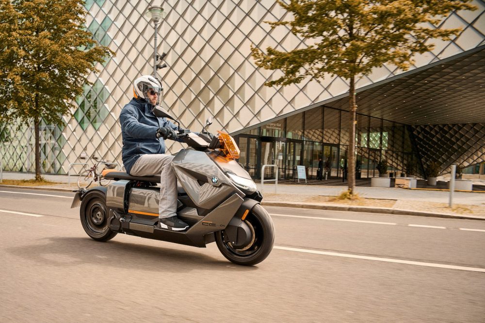 Læsbarhed baseball Frø BMW thinks its 75 MPH futuristic electric scooter will corner the US market