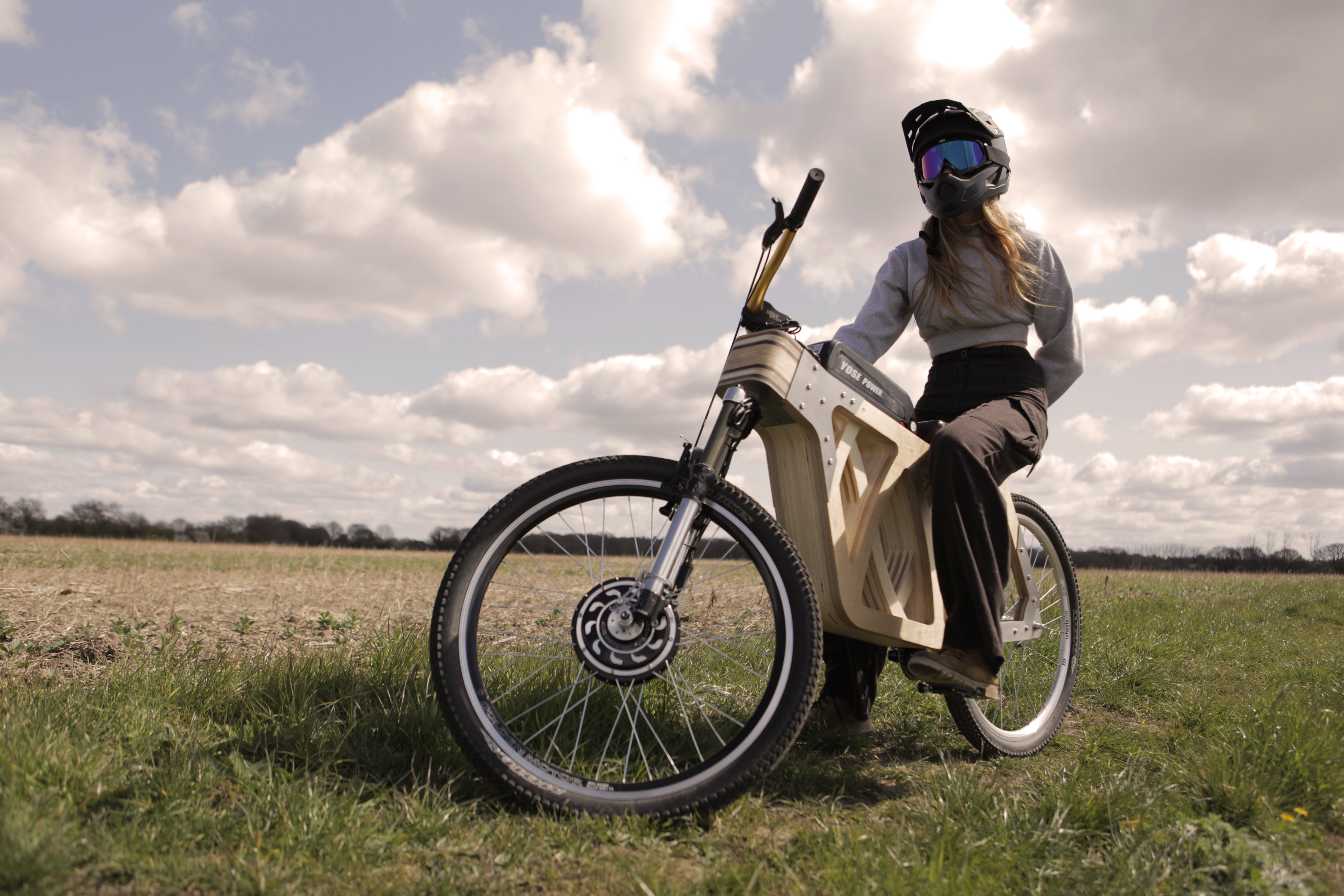 Woodworker builds her own beautiful electric bike Electrek