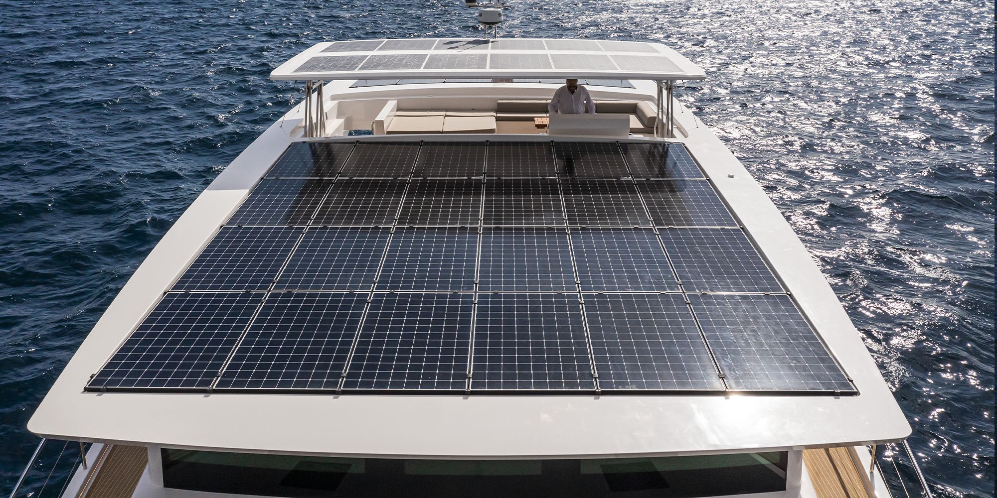 Silent Yachts launches solar catamaran with kite wing sail and 100 mile daily range from the sun - Electrek
