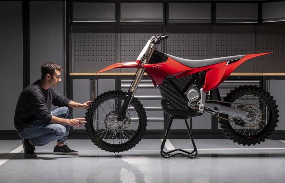 GOODBYE CRF! MOST POWERFUL OFF-ROAD MOTORCYCLE IN THE WORLD IS THE STARK  VARG ELECTRIC 