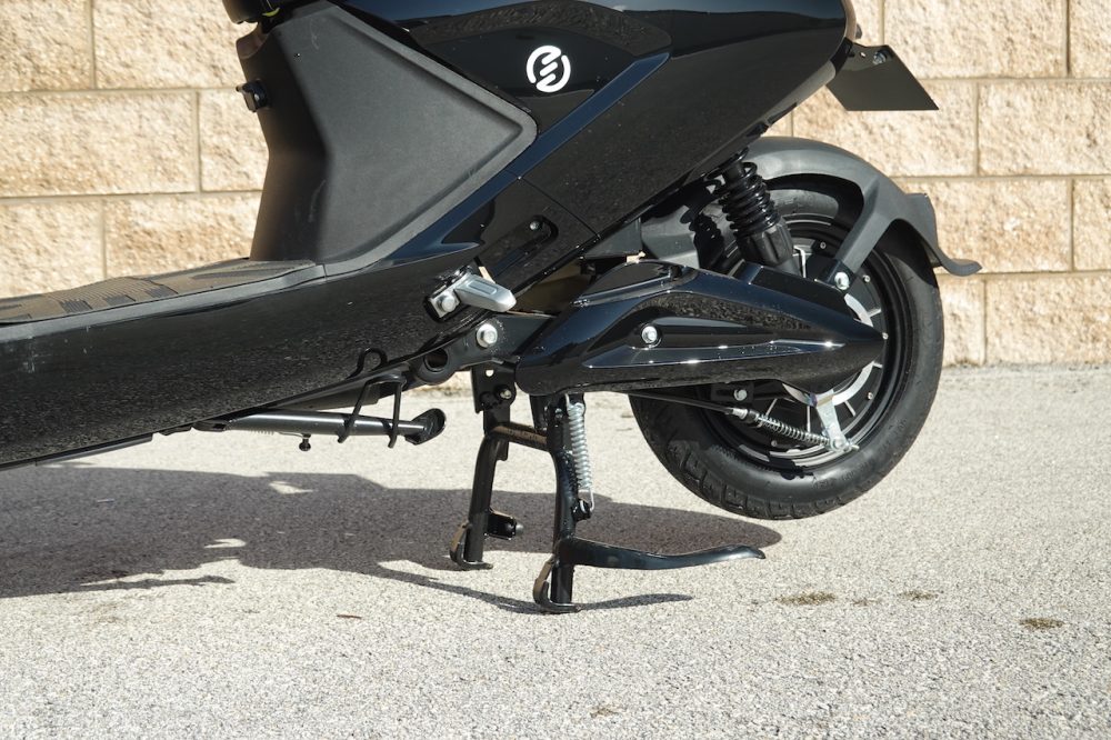 SWFT Maxx electric moped review: Low cost scooters never felt this good!