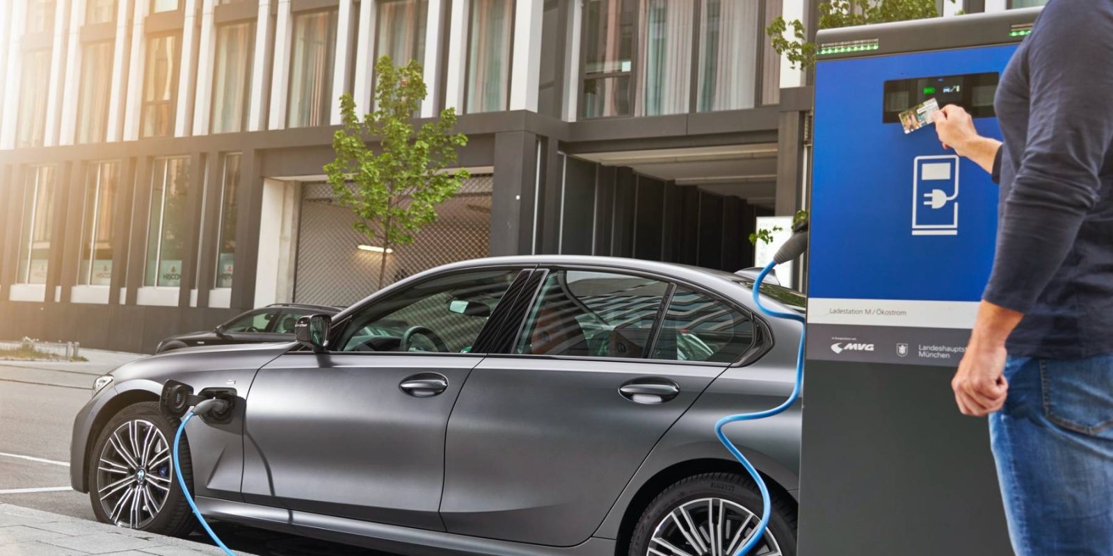 BMW plug-in sales 2021