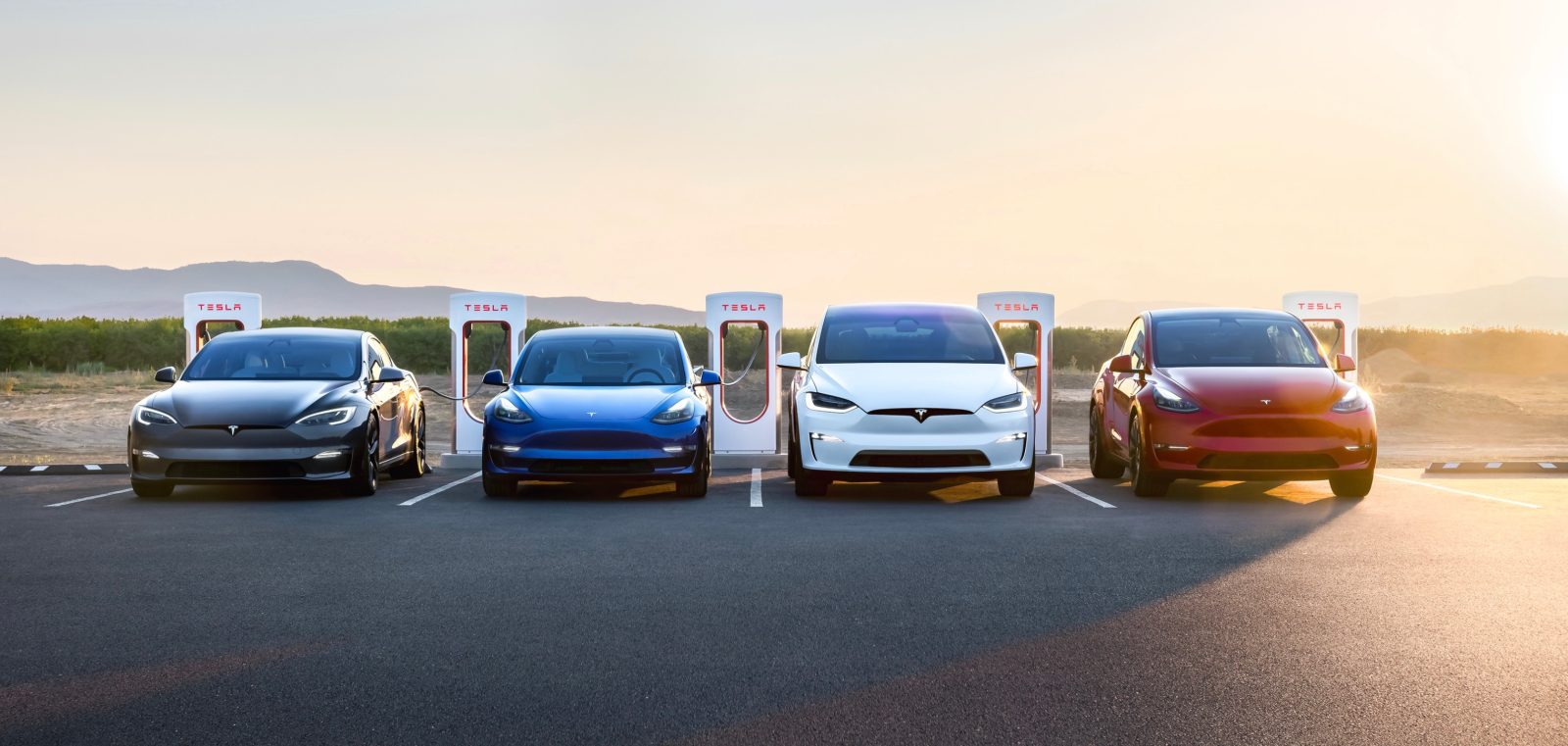 Tesla dominates car sales in California with impressive growth in 2021 and  2 of top 5 best-selling cars