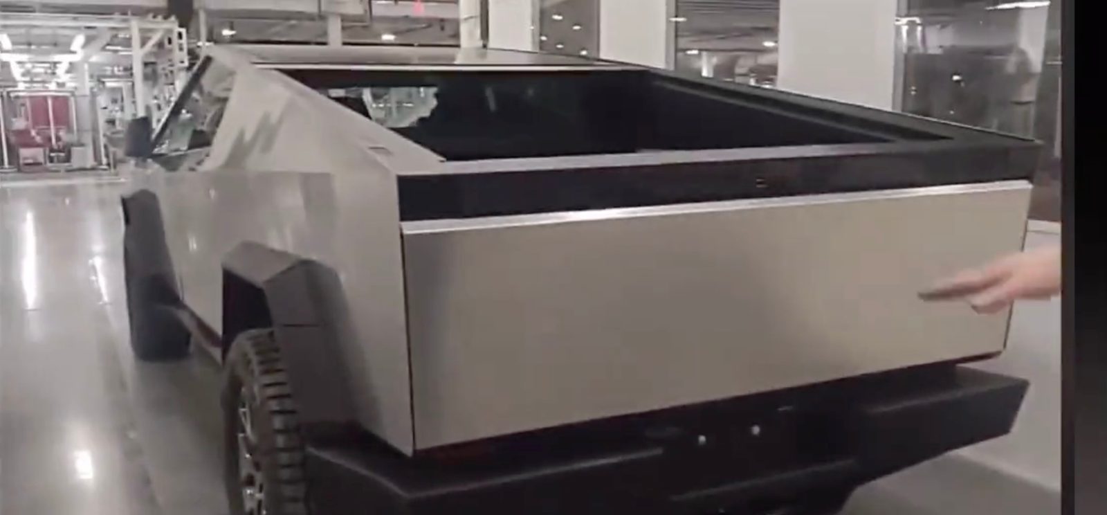 2024 Tesla Model 3 Walkaround Video Shows What's New Inside And Out