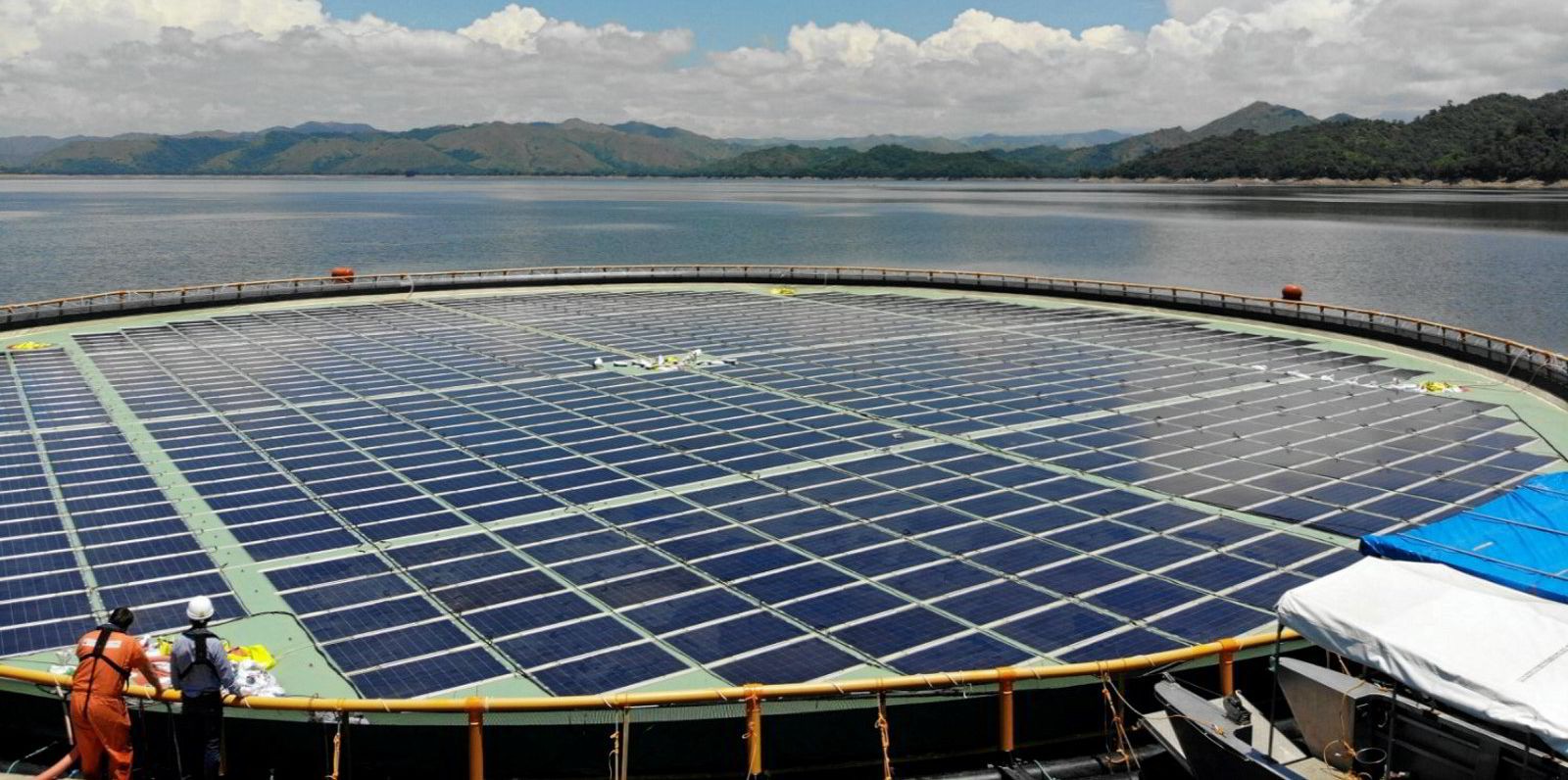 world's largest floating solar