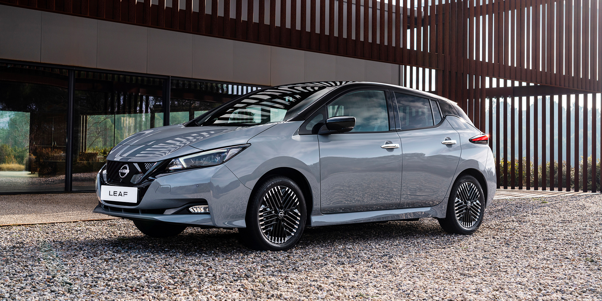 Chademo charger online nissan leaf